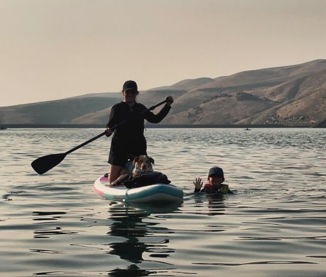 Summer evenings in Idaho are the best! We spent an evening paddle boating with the family at Lucky Peak Sate Park!

There are areas the are dog friendly, so the pups can enjoy the cool water too! 

#luckypeak #paddleboarding #summernights #idahofamily #boiseidaho #laketime #dogmom